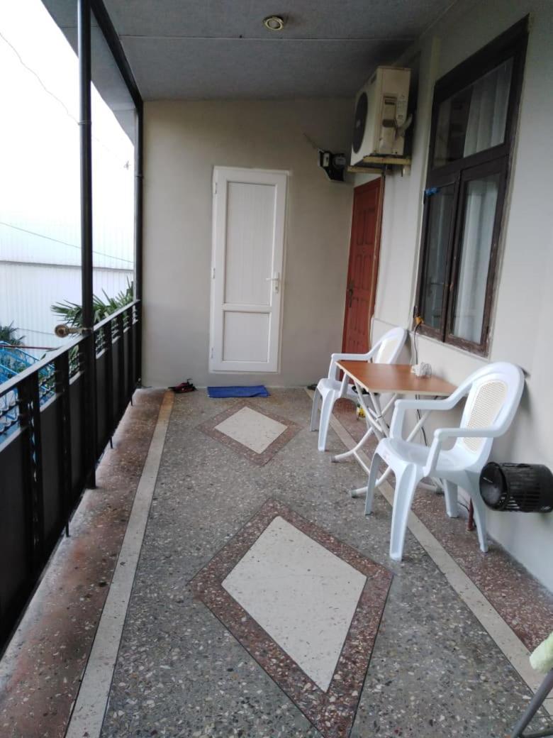 Shota Apartment Батуми Экстерьер фото
